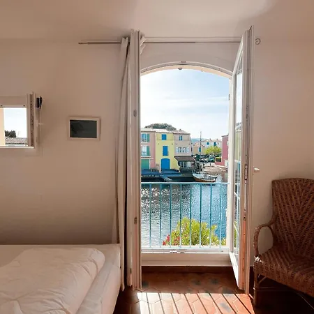 Renovated House With Wifi Ac A Large Terrace And A Mooring Casa de Férias *